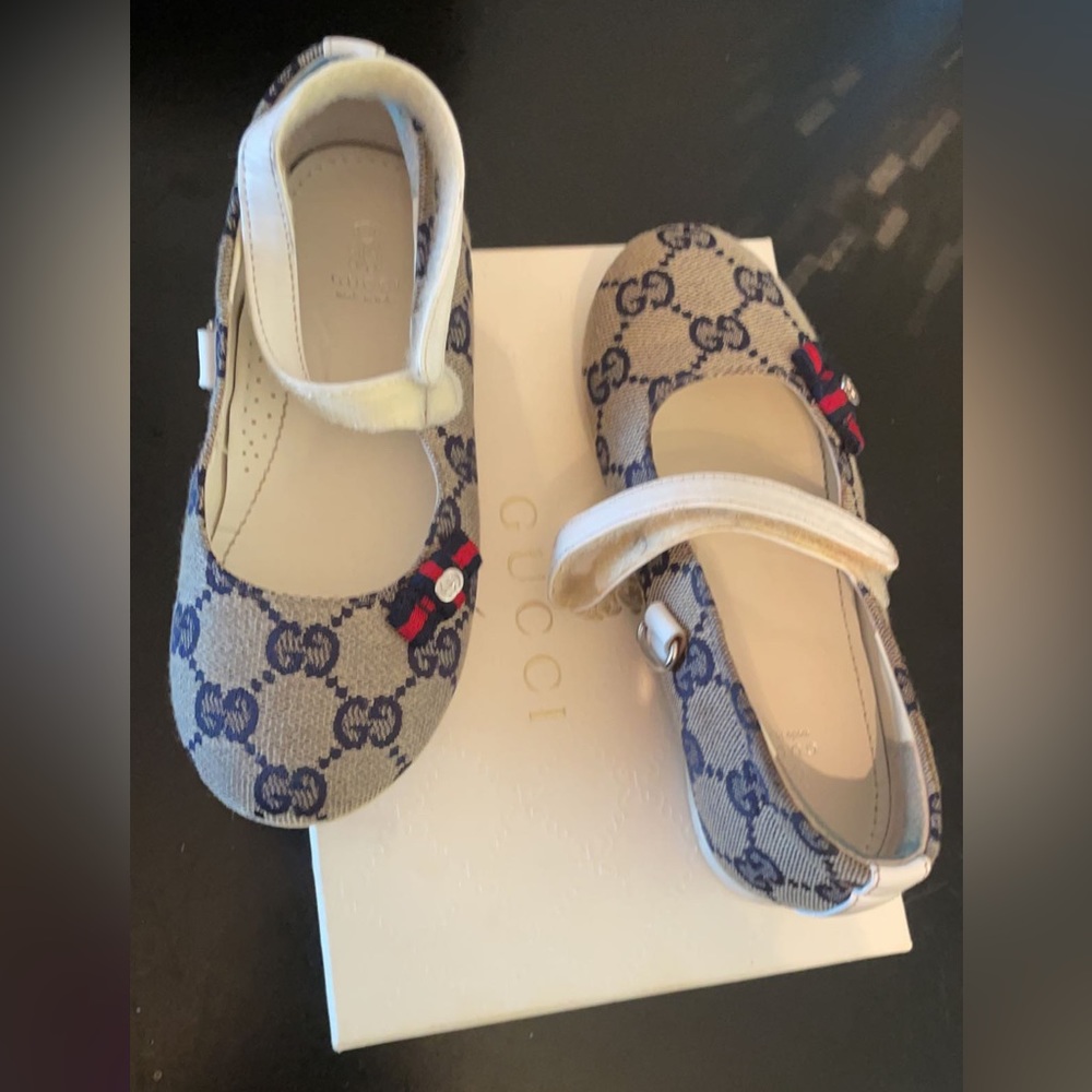 Girls Gucci shoes 🔥 (authentic)
